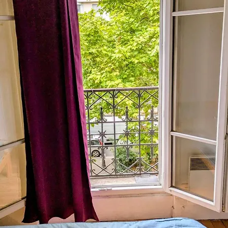 شقة Classic Parisian 2 Bedroom Flat In 10 باريس